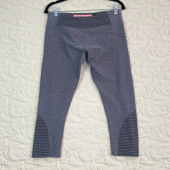 MPG Yoga Capris Leggings with Zipper Pocket Gray Size Medium - Picture 3 of 12